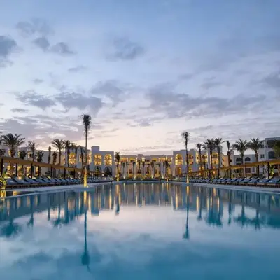 Serry Beach Resort