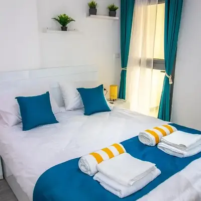 2 Bed Resort Apt-Sleeps 4-Balcony-Hotel Services