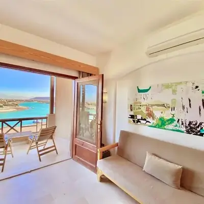 Artsy 1 BR Apt/ Free Pool & Lagoon Access @ElGouna