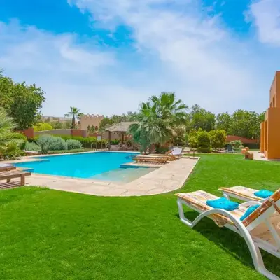 Charming Apartment with Pool in prime location