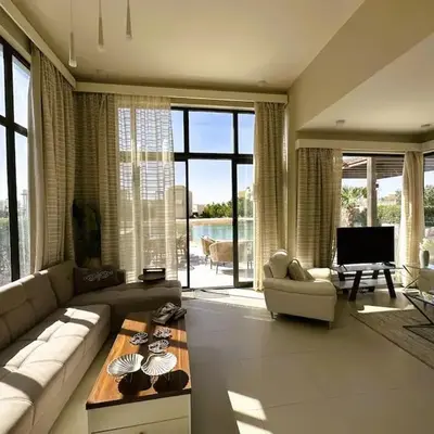 Luminous 4BR Villa