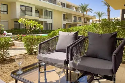 Gallery image of The Poolside Swanky Studio G Cribs in Hurghada