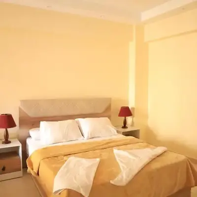 Kinga Apartment Florenza Khamsin