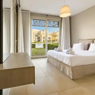 Modish & Modern 1BDR Poolfront Mangroovy Free Pool & Beach