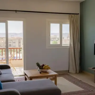 Exquisite 2 Bdr Apartment Waterside
