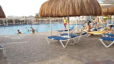 Gallery image of Mirage Bay Resort & Aqua Park - LA VISTA in Hurghada