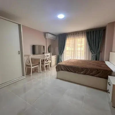 Apartment with private beach 09E