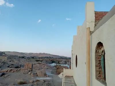 an old building with a view of the desert at جزيره سهيل in Aswan