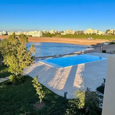 Cozy 1-bedroom Joubal lagoon apartment
