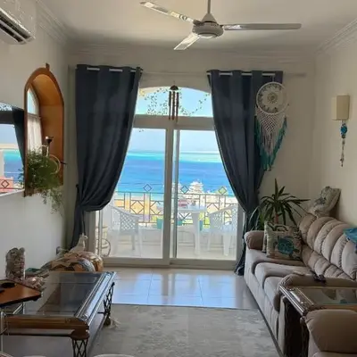 One bedroom apartment with stunning sea view