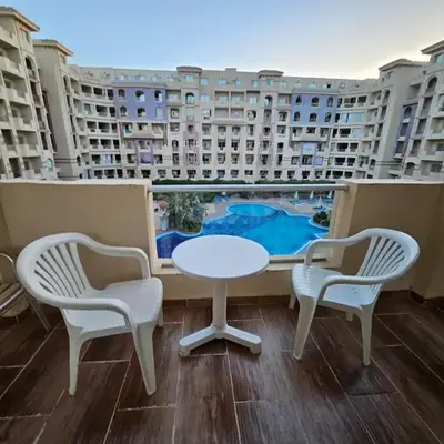 Florenza Khamsin 1 bedroom apartment with swimming pool view