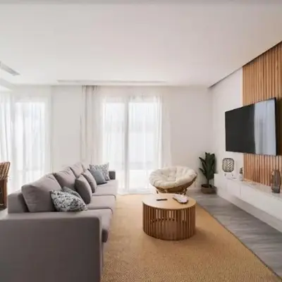 3bedroom apartment with a private pool