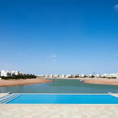 Ground floor two bedrooms in Joubal Lagoon with direct pool access and view