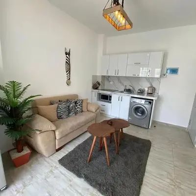 1 Bed Apartment - Balcony Pool Parking